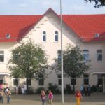 cropped-cropped-Foto-Schule.jpg